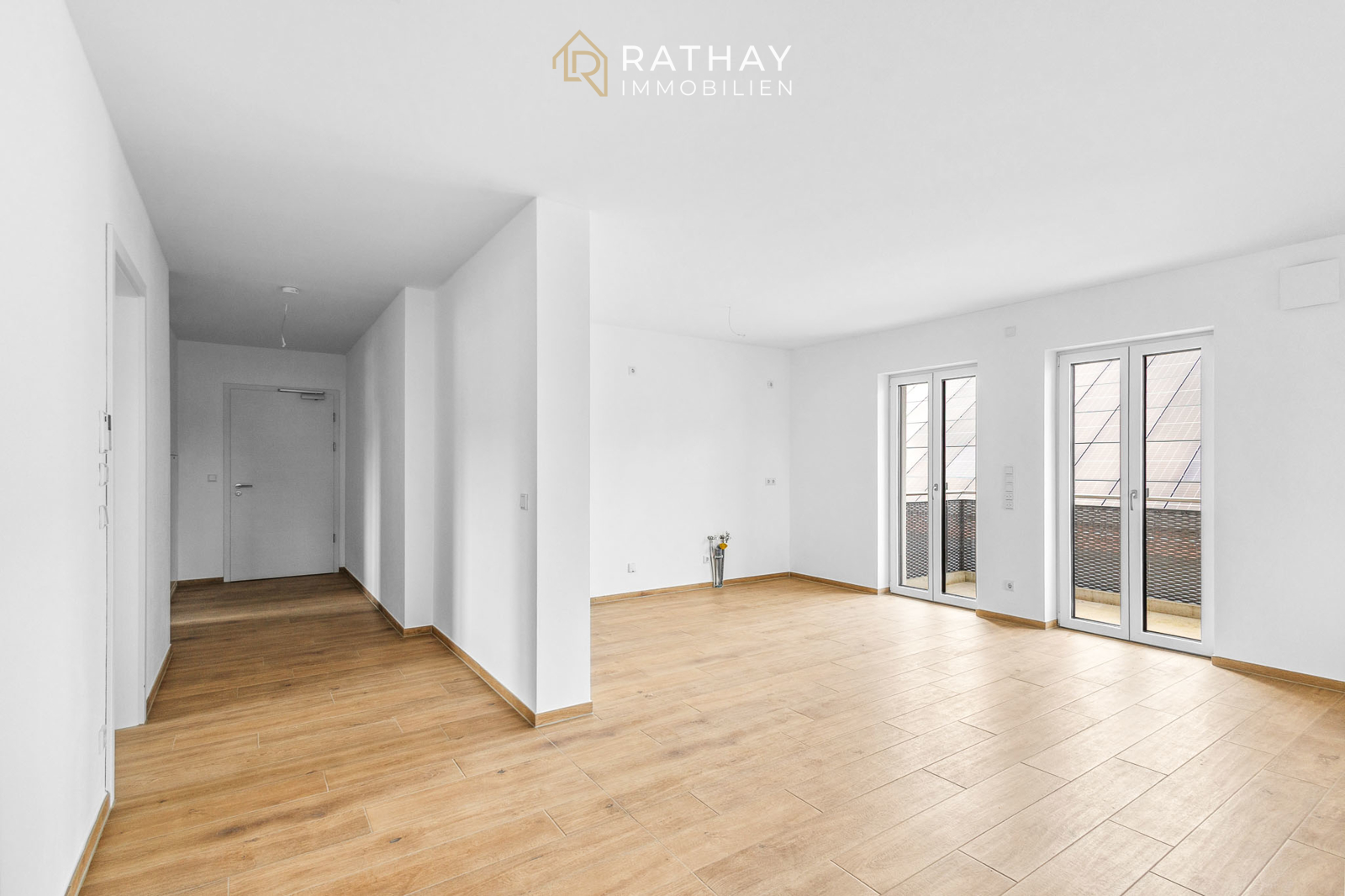 Read more about the article Barrierefrei: Stilvolle Neubauwohnung mit Aufzug und Balkon in ruhiger Lage
