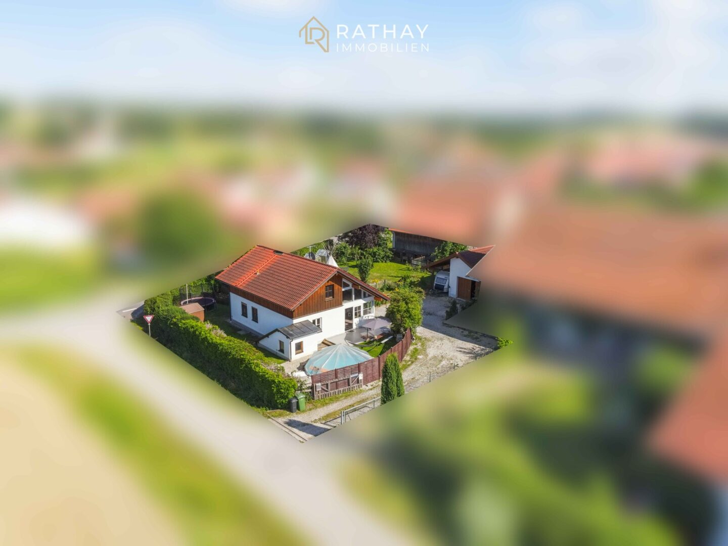 Read more about the article Naturnahes Einfamilienhaus mit großem Grundstück für Selbstversorger