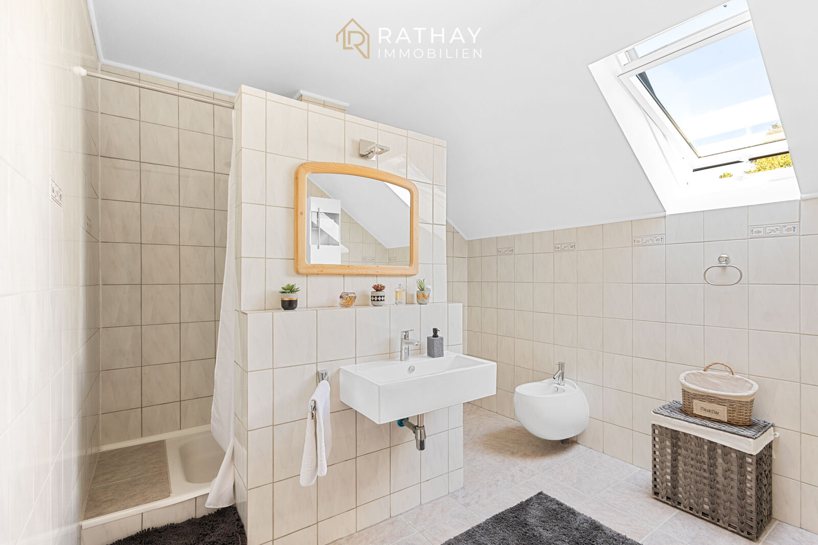 Badezimmer Dachgeschoss