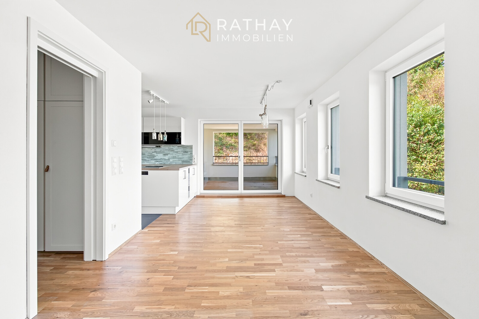 Mehr über den Artikel erfahren Modern wohnen in Nabburg – hochwertige 3-Zimmer-Wohnung mit außergewöhnlich großzügiger Loggia